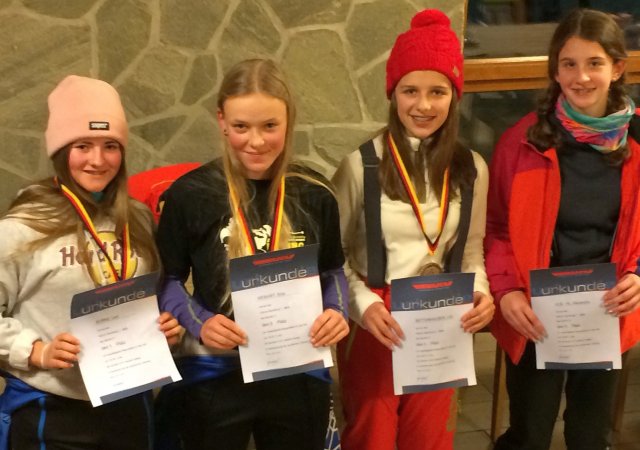Ski-Alpin Bezirkscup 2019-01-23 Siegerehrung 5