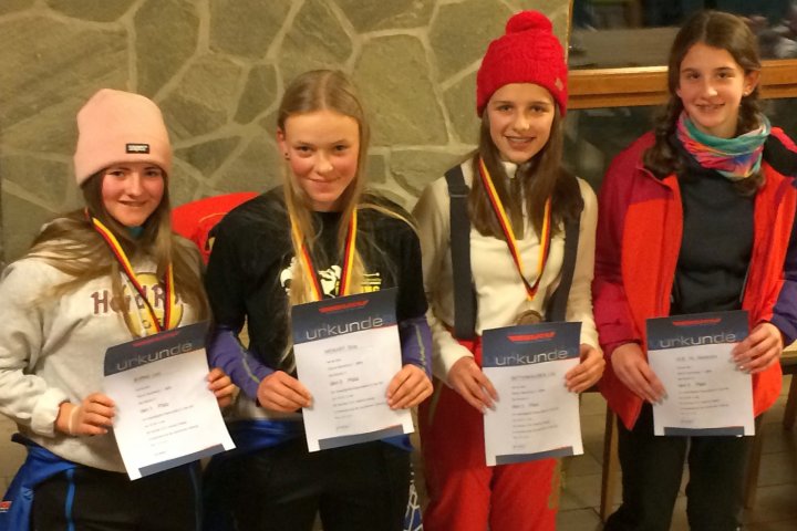 Ski-Alpin Bezirkscup 2019-01-23 Siegerehrung 5